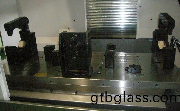 后(hou)桥(qiao)加(jia)工夹具