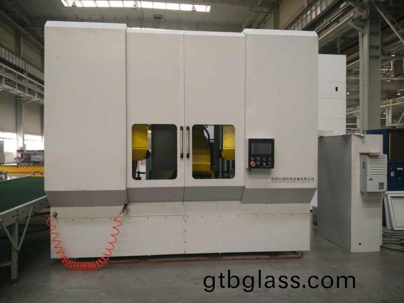 异型管锯(ju)切(qie)数(shu)控(kong)机(ji)床(chuang)